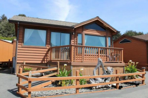 Oceanview Cabin 25 W Jacuzzi & Pleasant Views